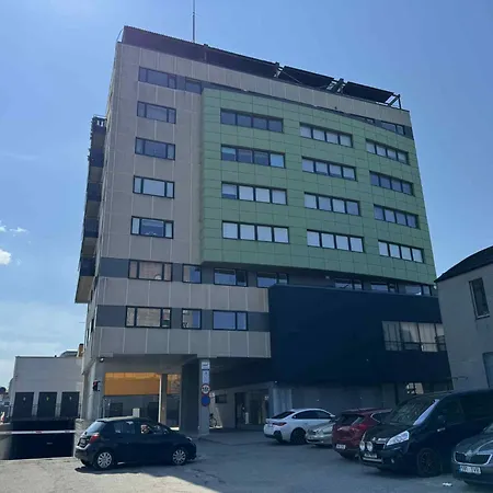 Overnight In Skyscraper! Haapsalu