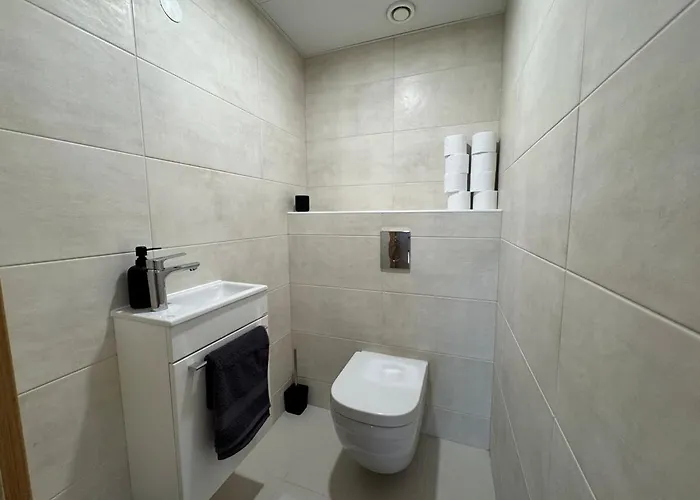 Overnight In Skyscraper! Apartament Haapsalu