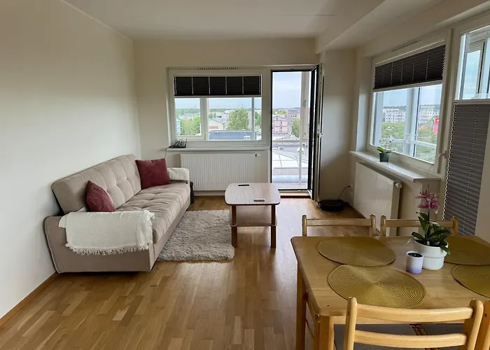 Overnight In Skyscraper! Haapsalu